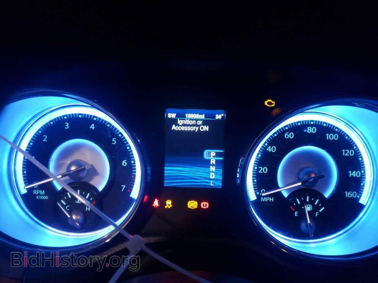 2014 CHRYSLER 300 - VIN: 2C3CCAAG3EH142985 - Фото 9