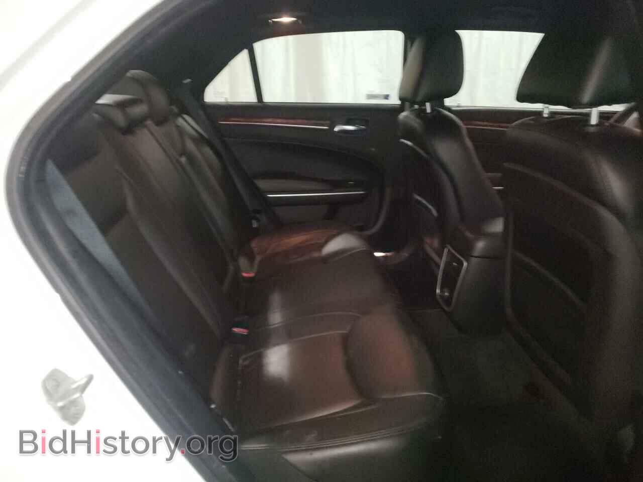 2014 CHRYSLER 300 - VIN: 2C3CCAAG3EH142985 - Фото 10