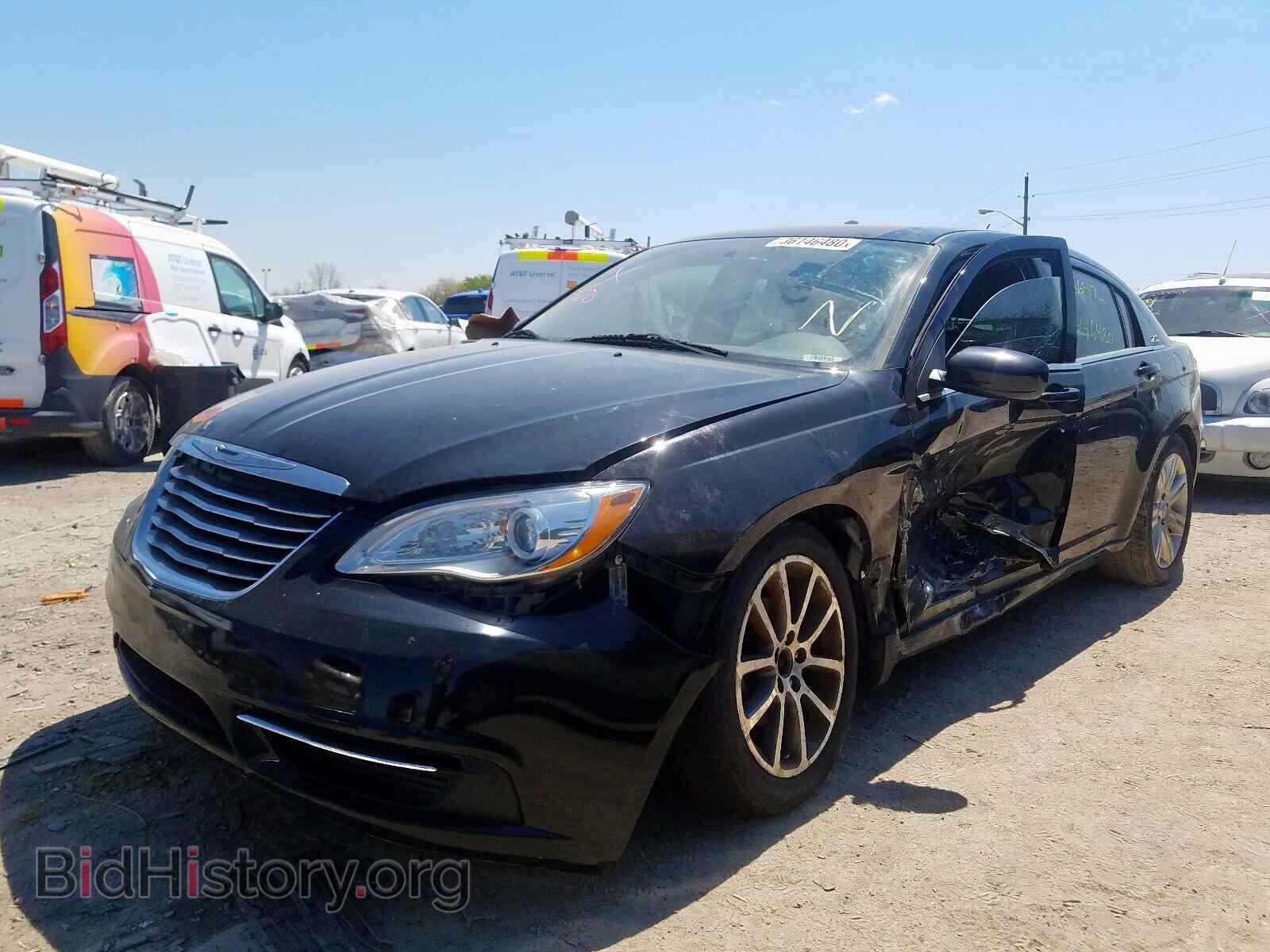 2013 CHRYSLER 200 - VIN: 1C3CCBBB4DN601259 - Фото 2