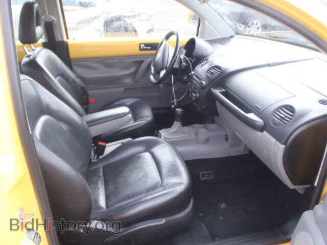 2000 VOLKSWAGEN BEETLE - VIN: 3VWCD21C4YM481107 - Фото 5