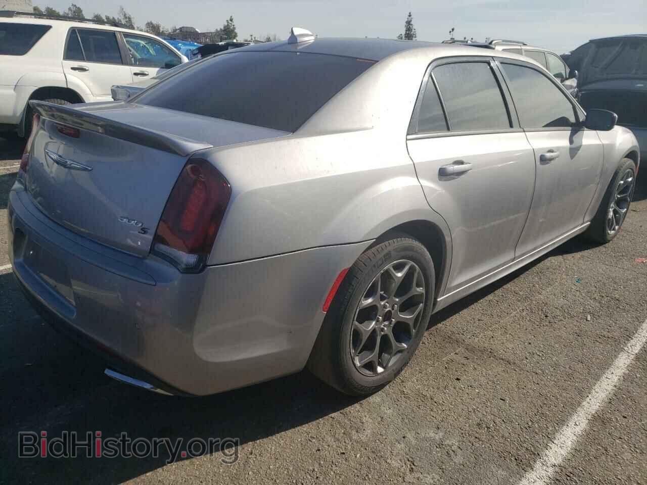 2018 CHRYSLER 300 - VIN: 2C3CCAGG2JH268854 - Фото 3