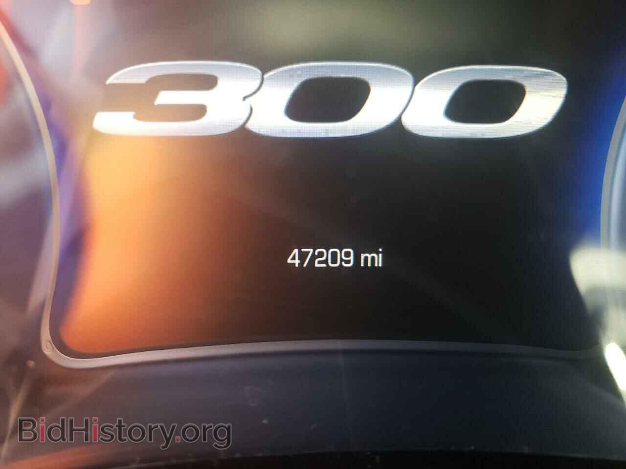 2018 CHRYSLER 300 - VIN: 2C3CCAGG2JH268854 - Фото 9