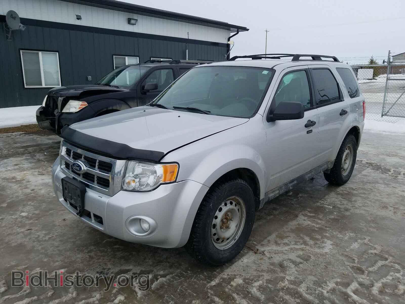 2011 FORD ESCAPE - VIN: 1FMCU9DG2BKA89229 - Фото 2