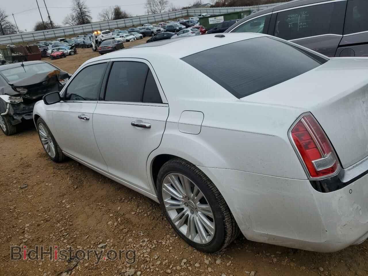 2014 CHRYSLER 300 - VIN: 2C3CCAEG2EH380904 - Photo 2