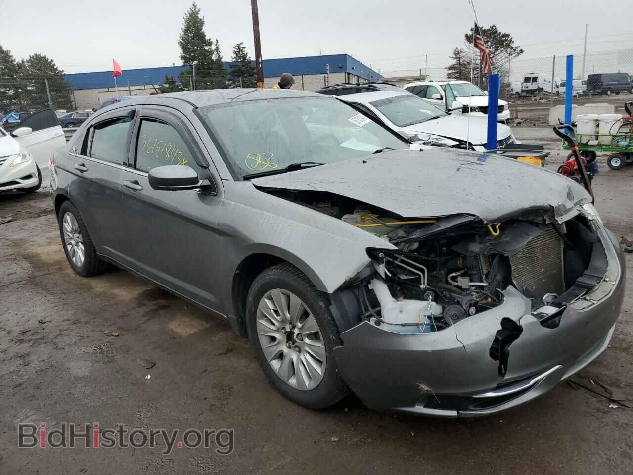 2013 CHRYSLER 200 - VIN: 1C3CCBAB8DN667864 - Photo 4
