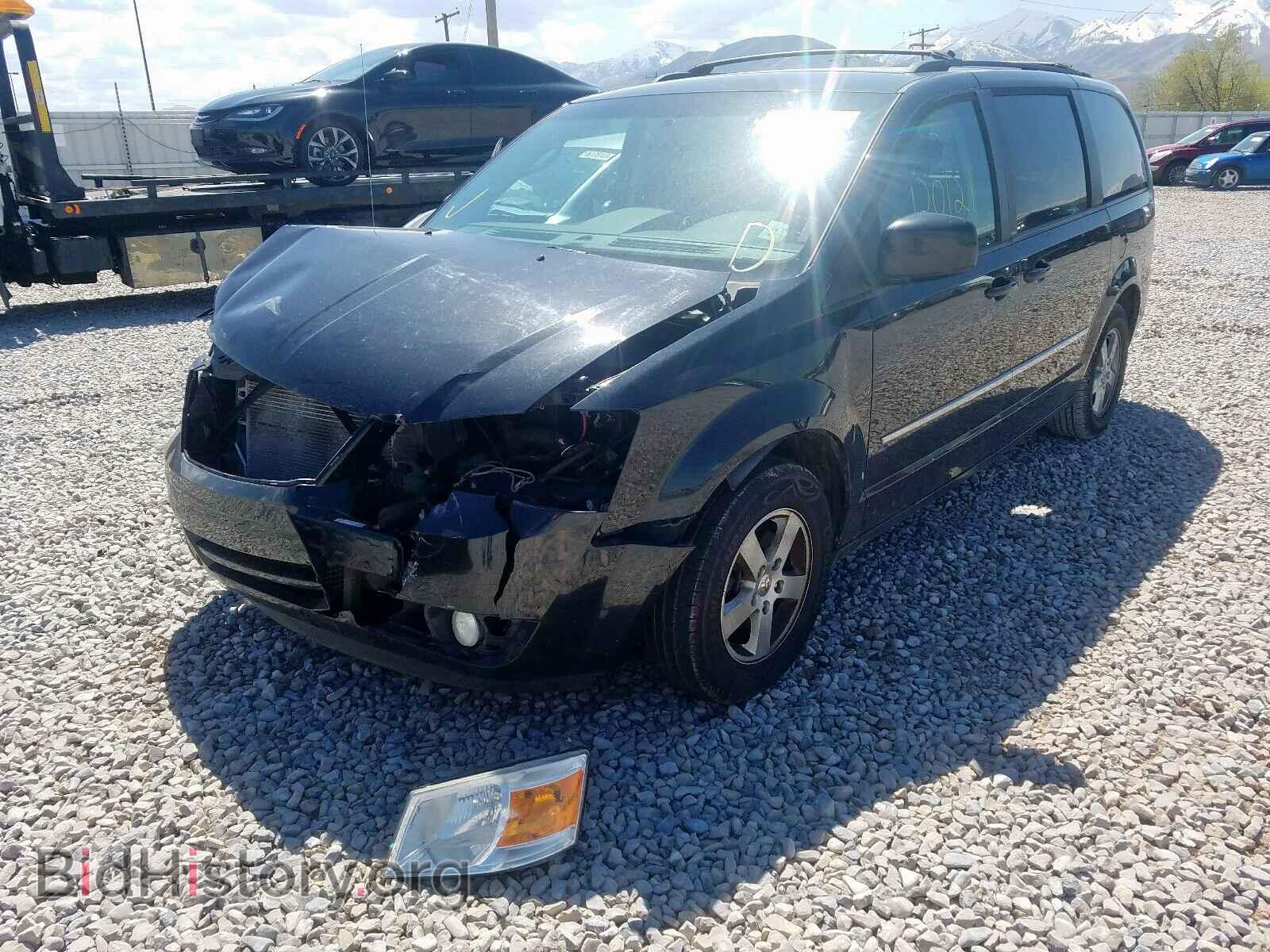 2010 DODGE CARAVAN - VIN: 2D4RN5D16AR256307 - Photo 2