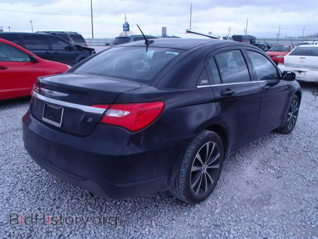 2013 CHRYSLER 200 - VIN: 1C3CCBBB2DN744923 - Фото 4