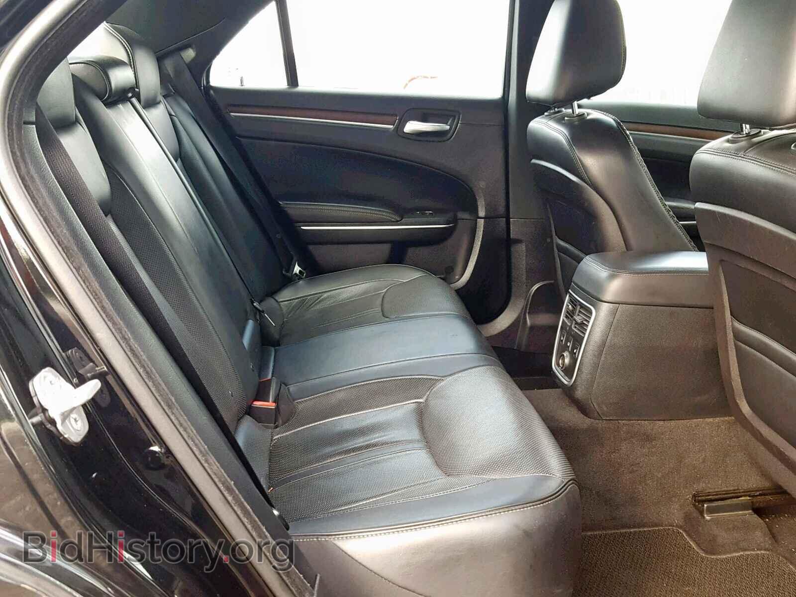 2014 CHRYSLER 300 - VIN: 2C3CCADG3EH183743 - Фото 6