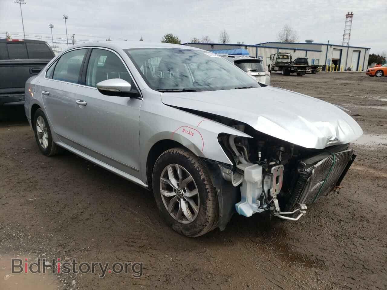 Photo 1VWAT7A30HC078962 - VOLKSWAGEN PASSAT 2017
