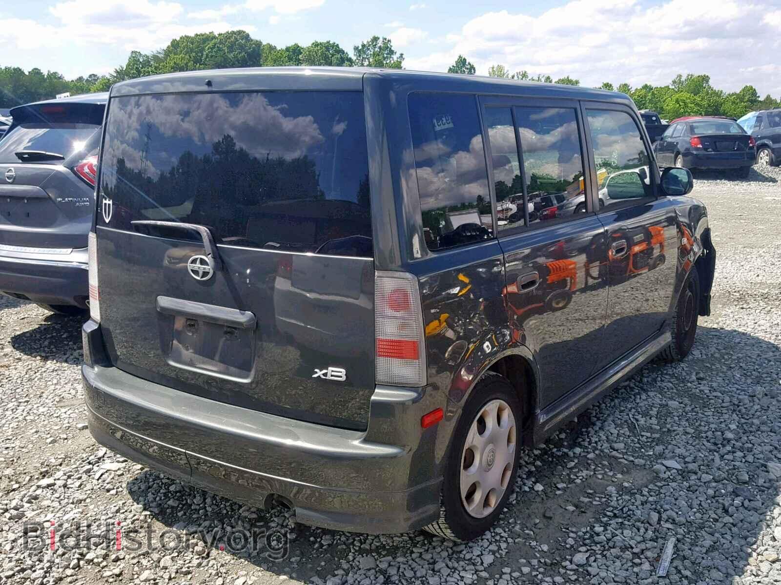 2005 TOYOTA SCION - VIN: JTLKT324450220433 - Фото 4