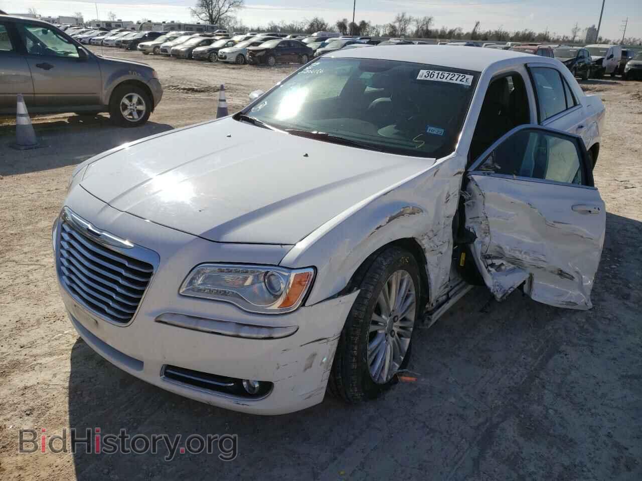 2014 CHRYSLER 300 - VIN: 2C3CCARGXEH306186 - Фото 2