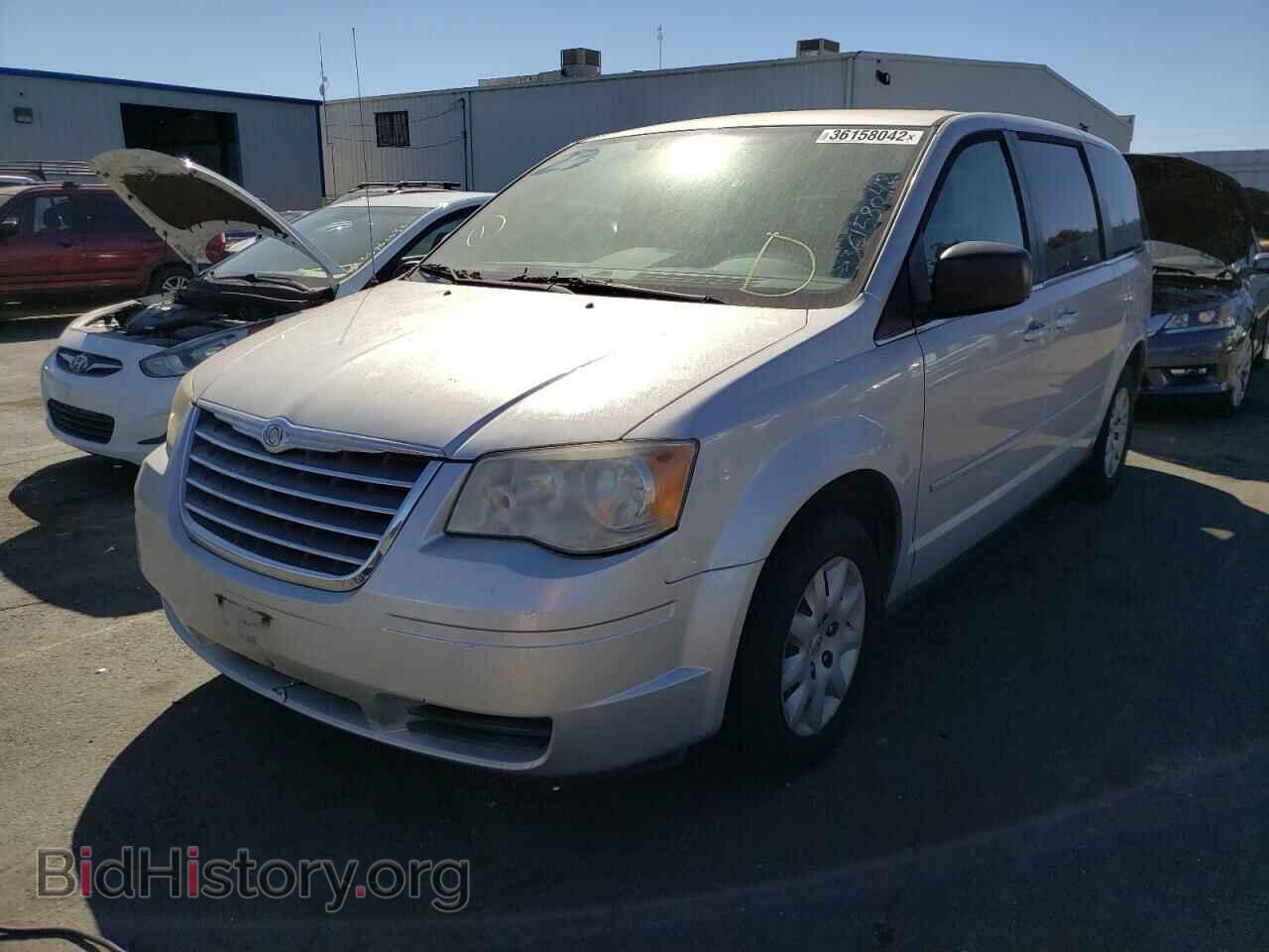 2009 CHRYSLER MINIVAN - VIN: 2A8HR44E49R569970 - Фото 2