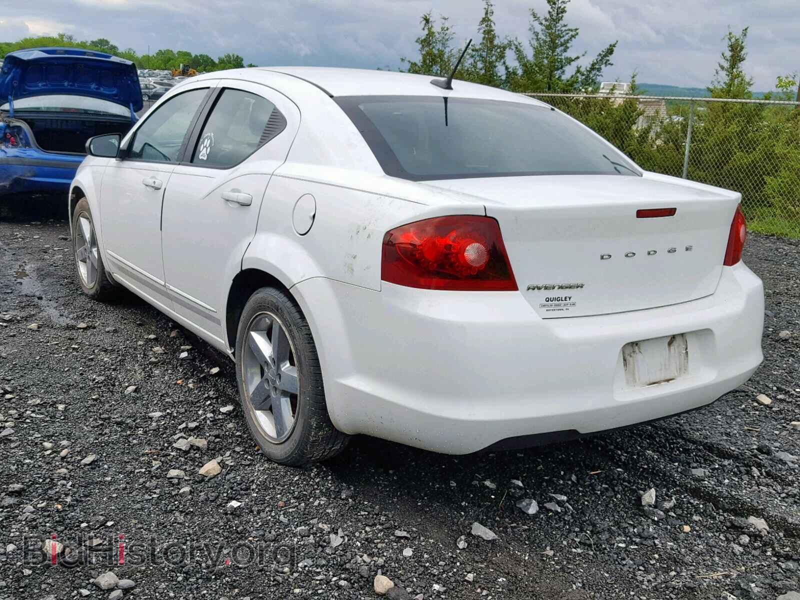 2011 DODGE AVENGER - VIN: 1B3BD4FB8BN558702 - Photo 3