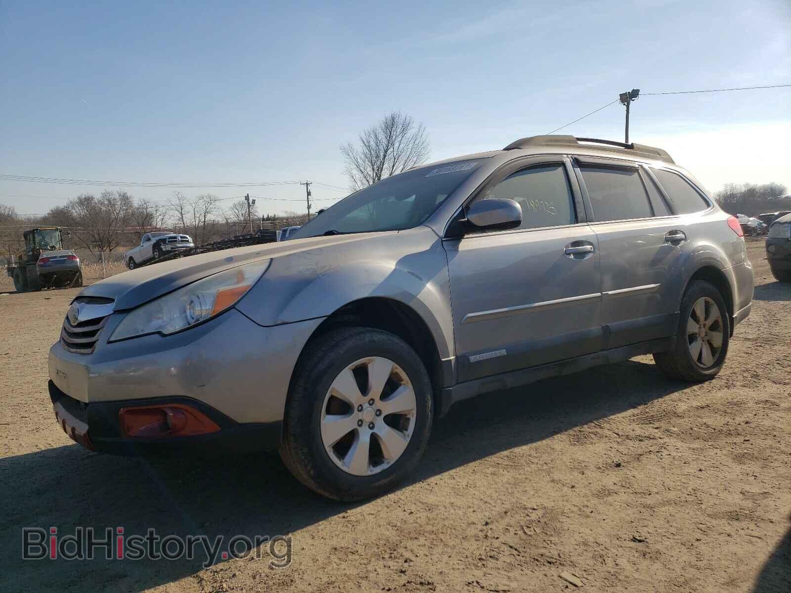 2011 SUBARU OUTBACK - VIN: 4S4BRBKC4B3386100 - Photo 2