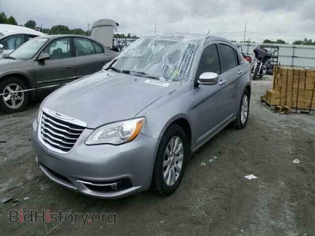 2013 CHRYSLER 200 - VIN: 1C3CCBCG4DN723887 - Фото 2