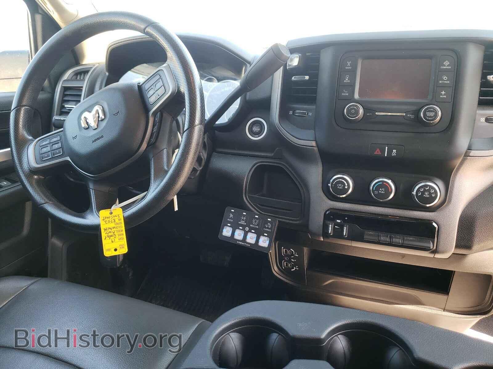 2019 RAM 2500 - VIN: 3C6UR5CL9KG708702 - Photo 9