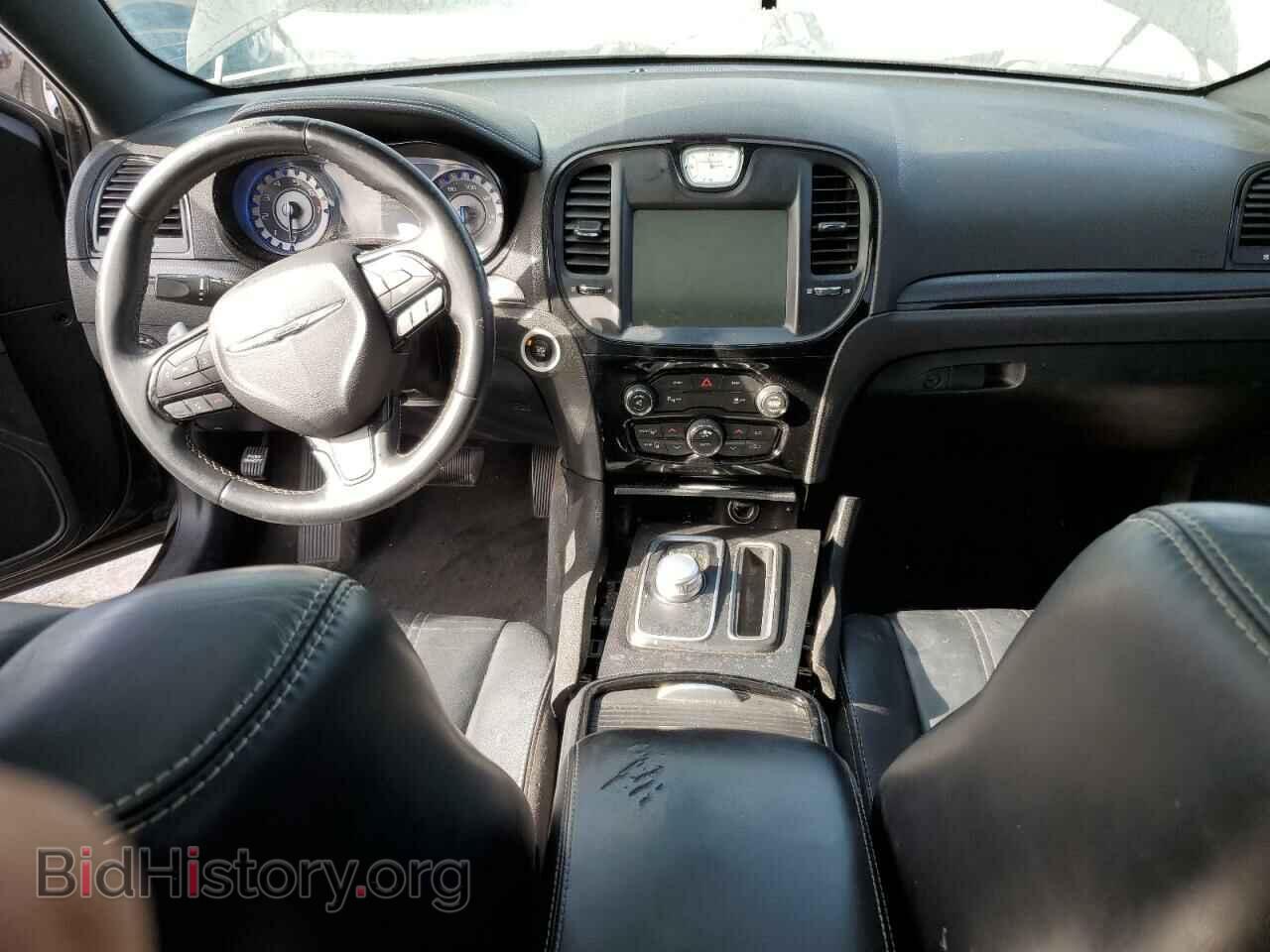 2016 CHRYSLER 300 - VIN: 2C3CCAGG5GH217065 - Фото 8