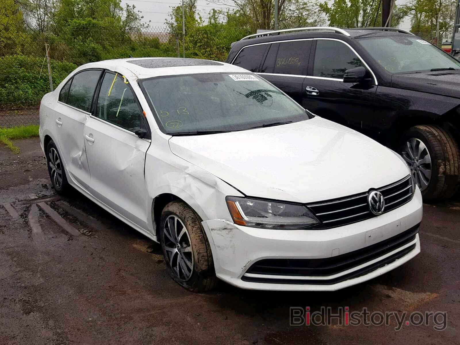 Фотография 3VWDB7AJ5HM332128 - VOLKSWAGEN JETTA 2017