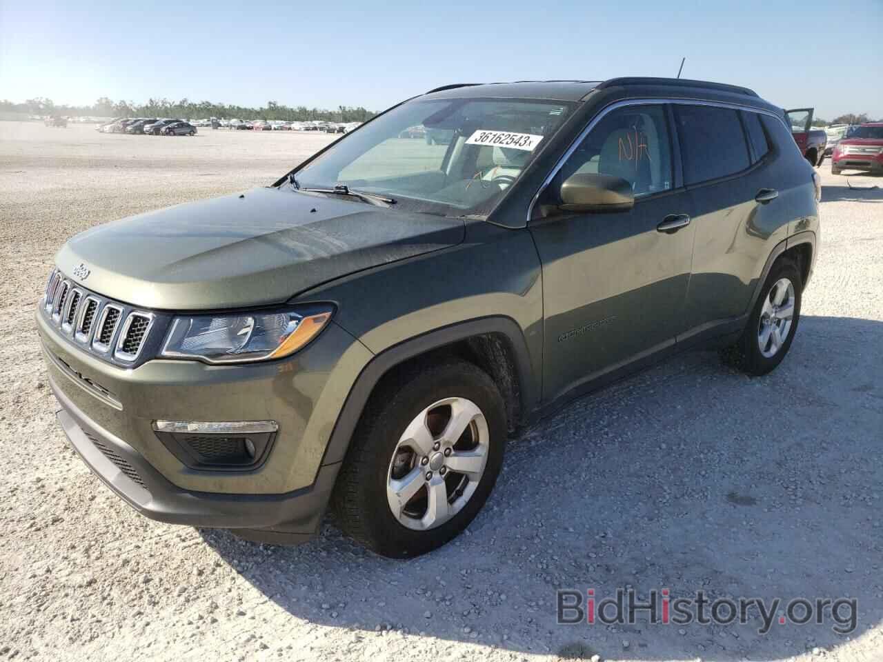 Фотография 3C4NJCBB8JT169707 - JEEP COMPASS 2018