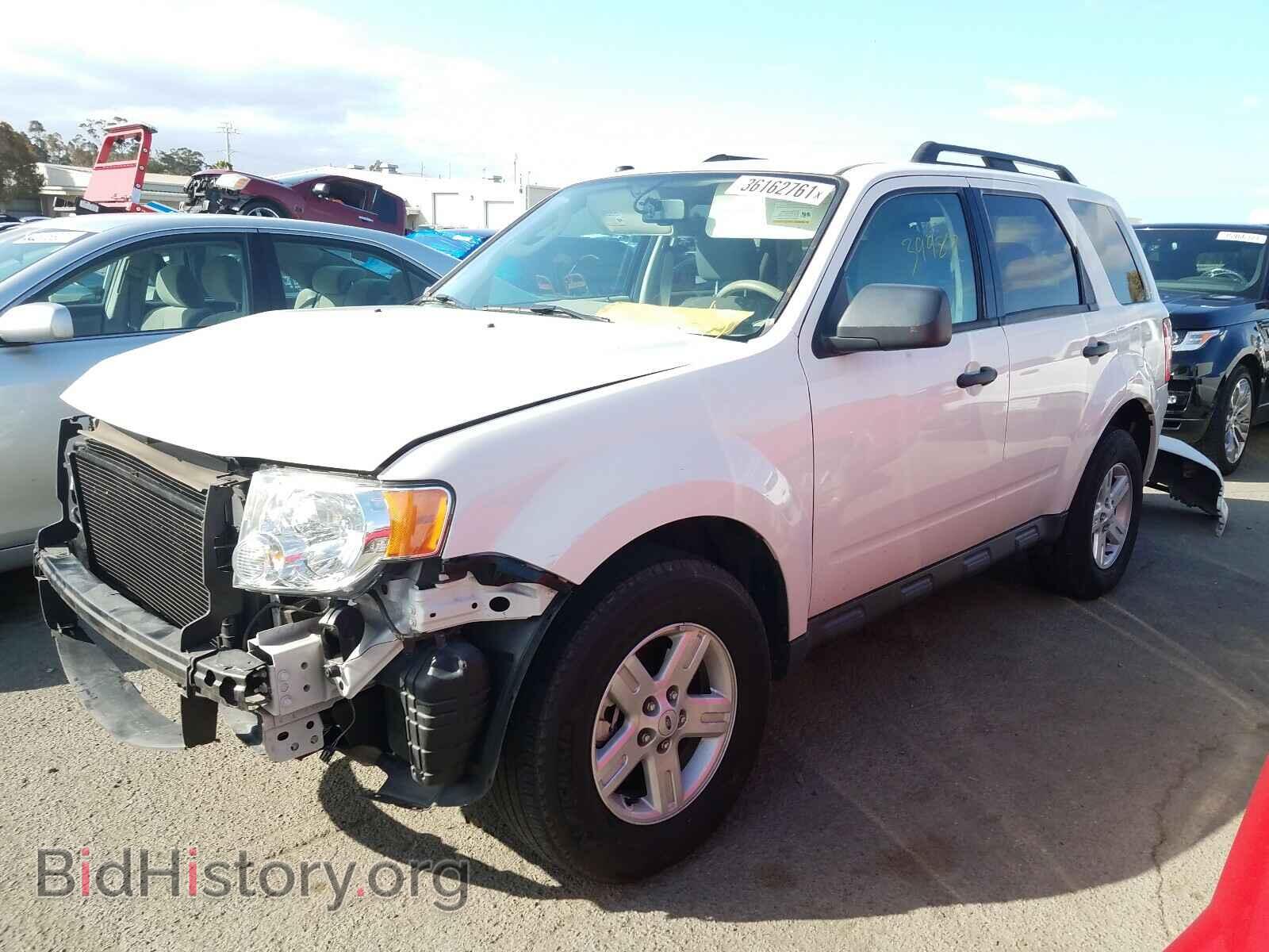 2009 FORD ESCAPE - VIN: 1FMCU49319KA10085 - Фото 2