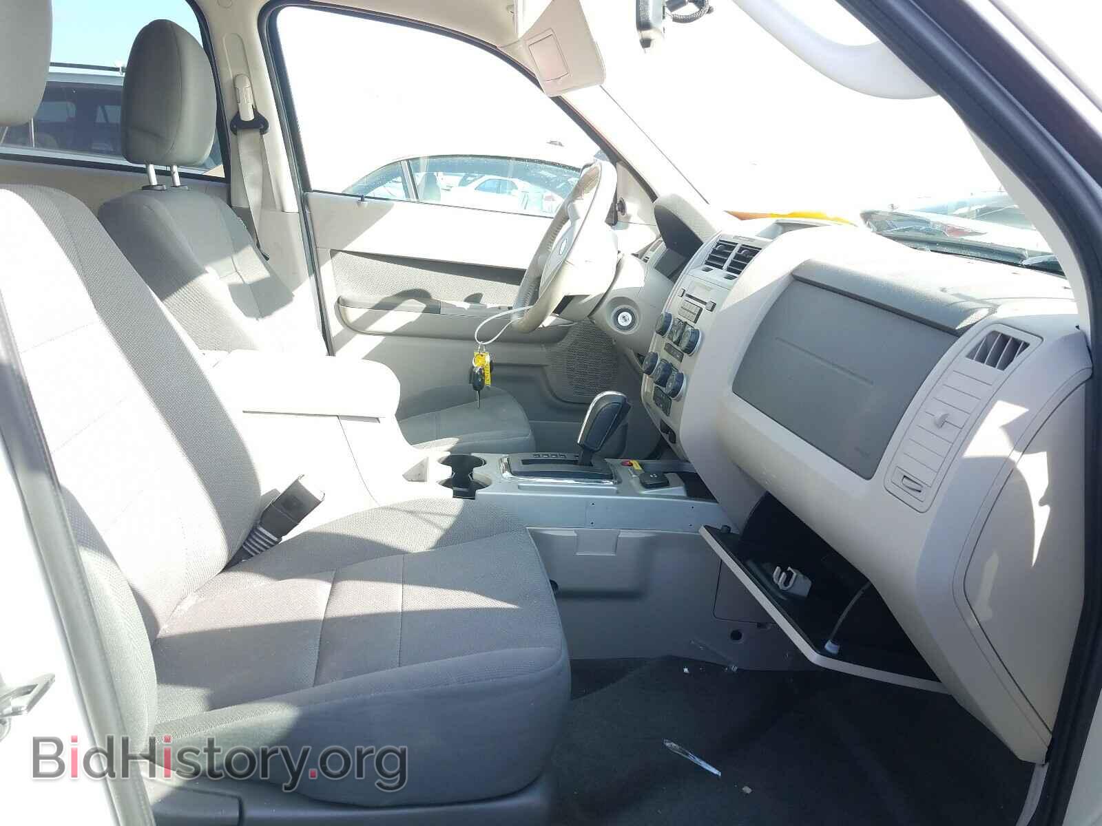 2009 FORD ESCAPE - VIN: 1FMCU49319KA10085 - Фото 5