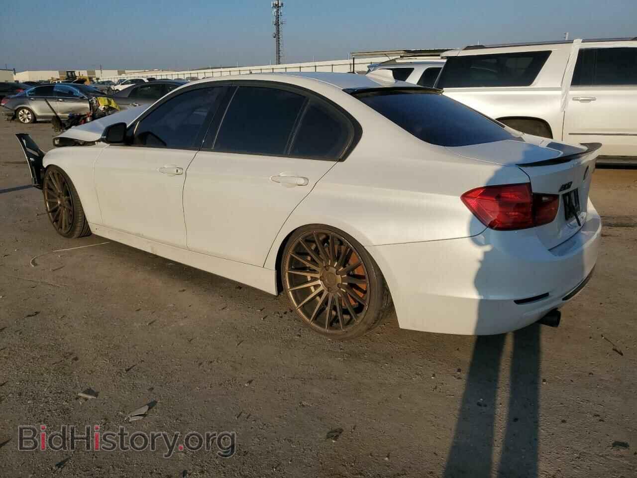 2013 BMW 3 SERIES - VIN: WBA3A9C55DF476055 - Фото 2