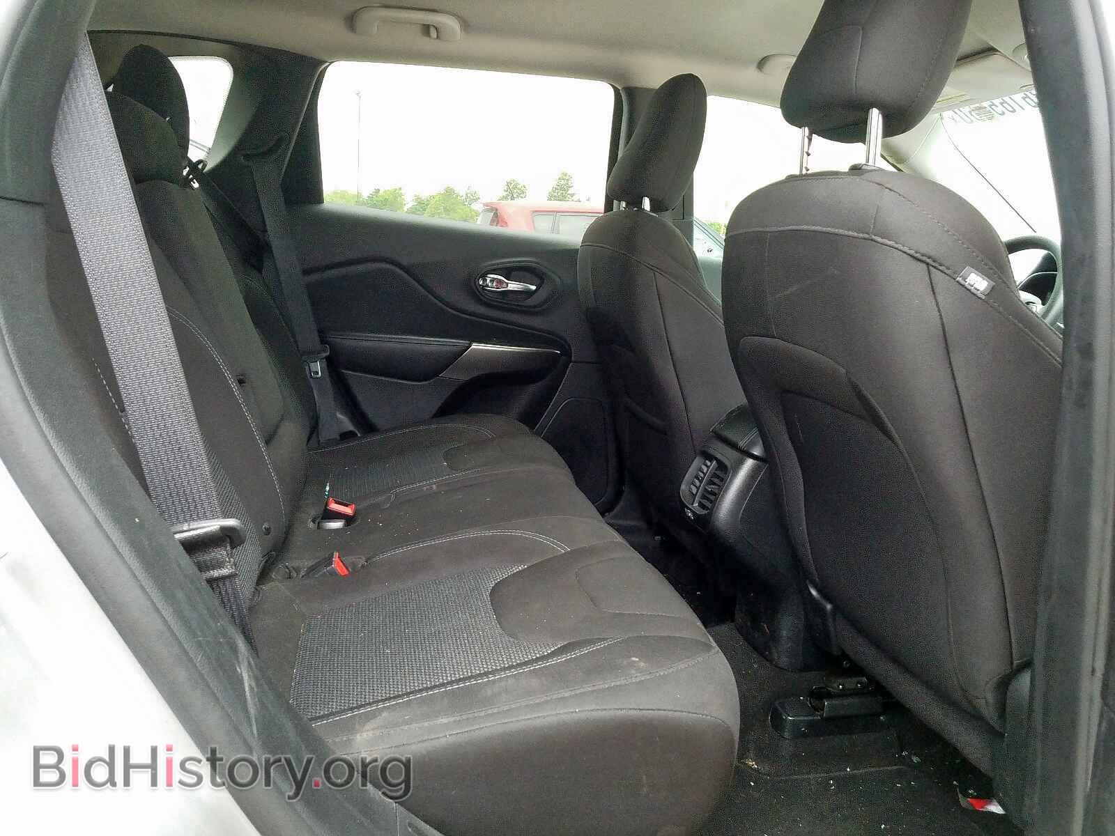 2019 JEEP CHEROKEE - VIN: 1C4PJLCB7KD428251 - Фото 6