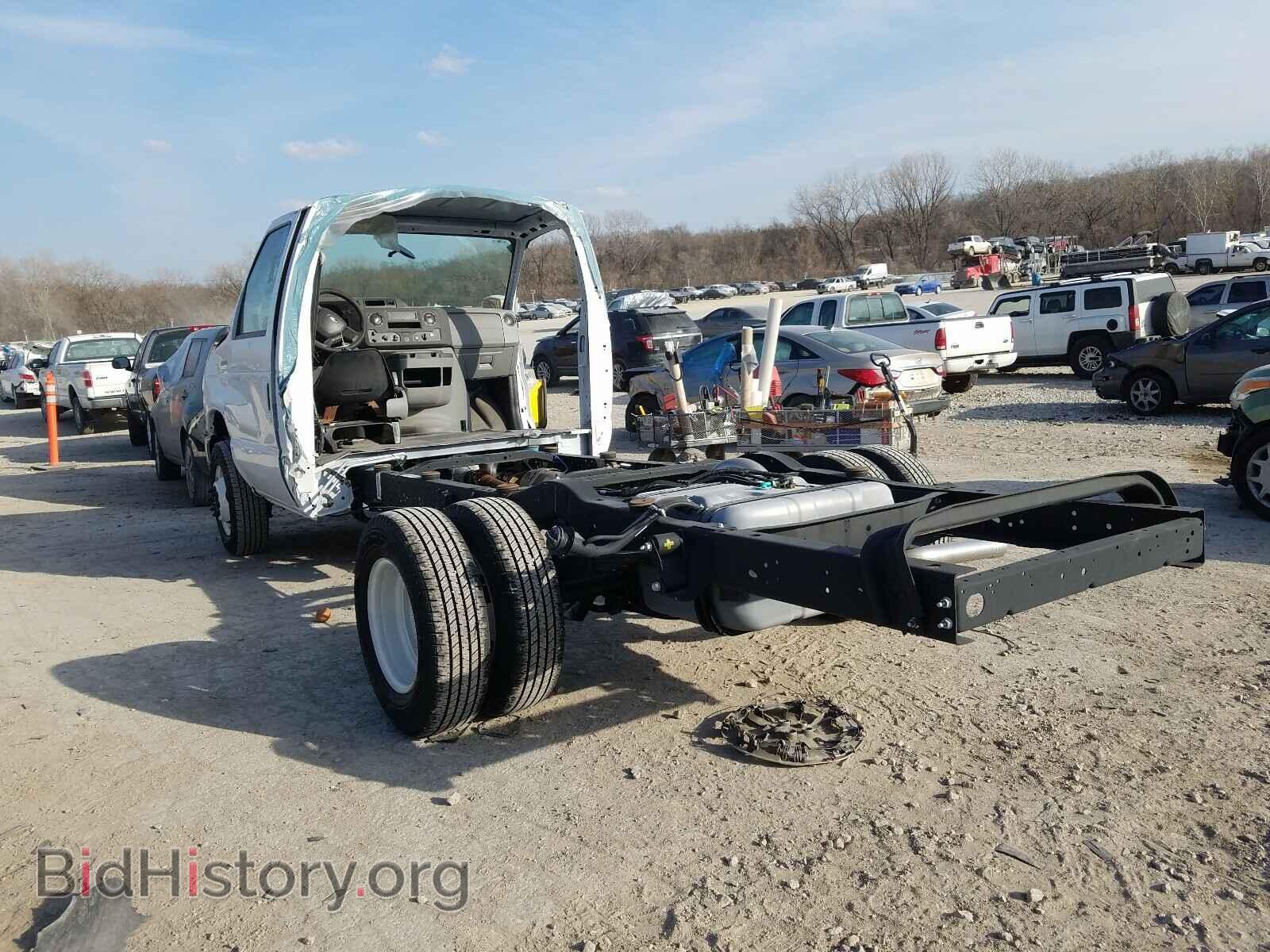 2021 FORD ECONOLINE - VIN: 1FDEE3FN7MDC02002 - Photo 3