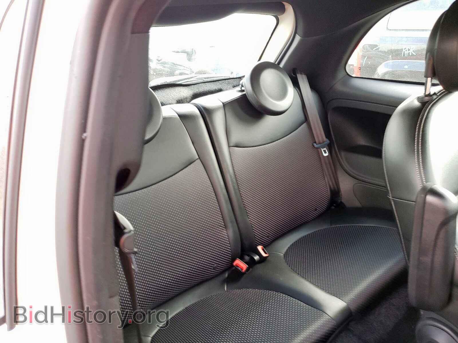 2017 FIAT 500 - VIN: 3C3CFFGE3HT586096 - Фото 6