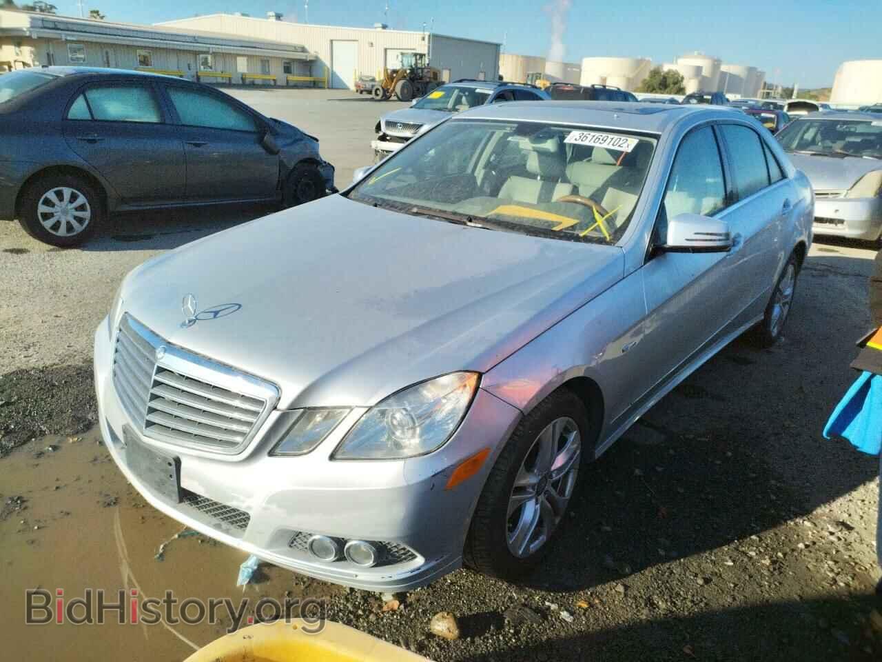 2011 MERCEDES-BENZ E-CLASS - VIN: WDDHF2EB9BA293830 - Фото 2