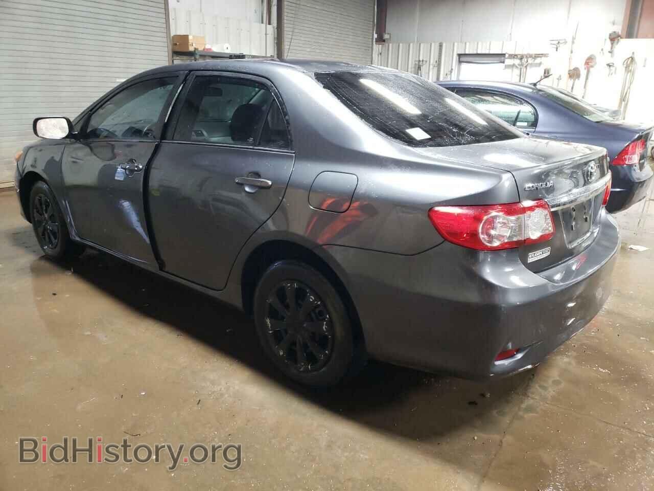 2011 TOYOTA COROLLA - VIN: 2T1BU4EE3BC725643 - Фото 2