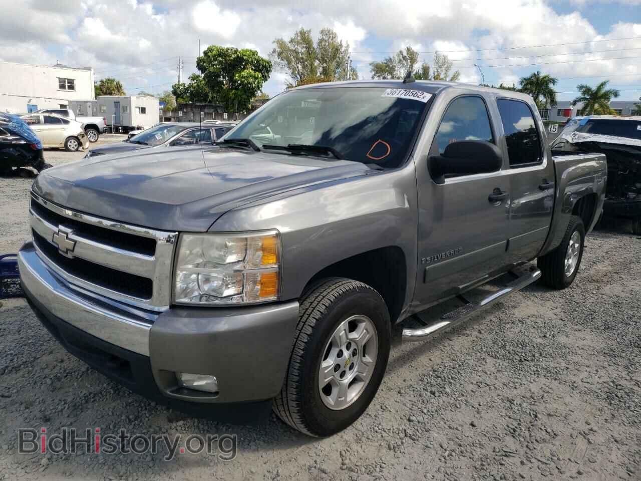 2007 CHEVROLET SILVERADO - VIN: 2GCEC13C871569119 - Фото 2