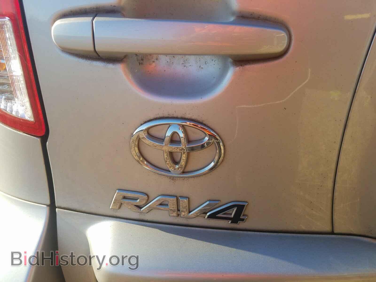 2011 TOYOTA RAV4 - VIN: 2T3ZF4DV2BW097445 - Фото 9