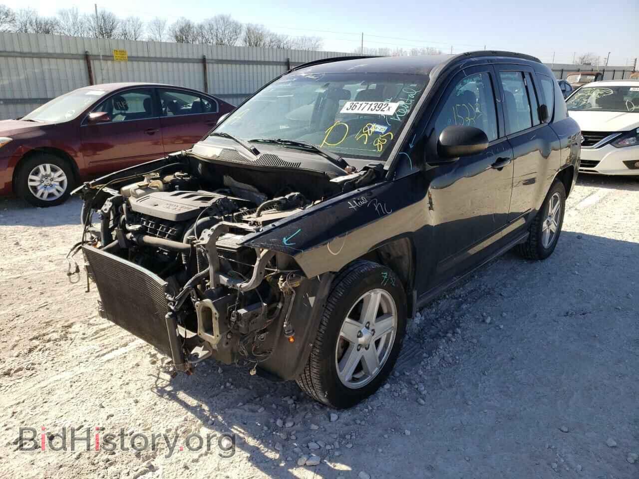 2010 JEEP COMPASS - VIN: 1J4NT4FBXAD582805 - Photo 2