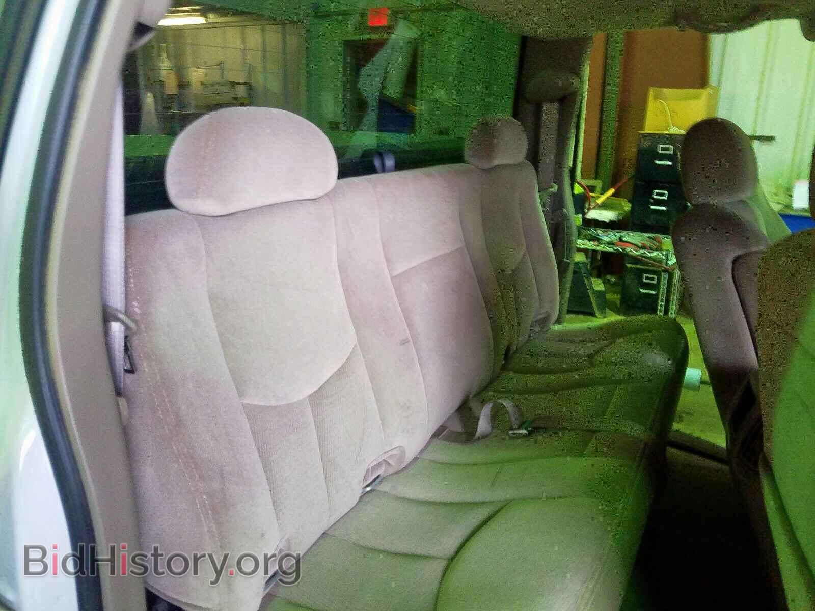 2005 GMC SIERRA - VIN: 2GTEC19T551318126 - Фото 6