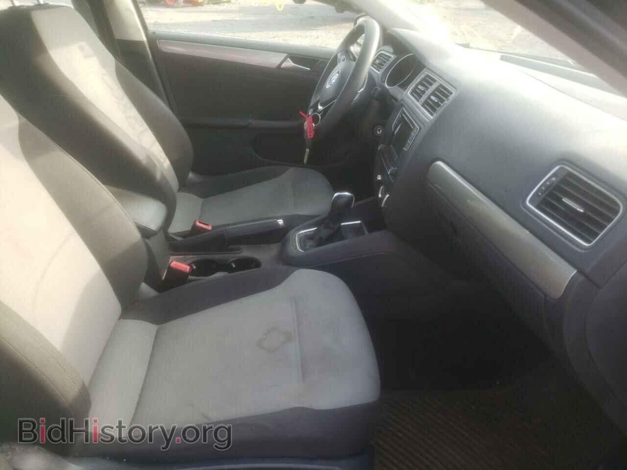 2017 VOLKSWAGEN JETTA - VIN: 3VW2B7AJ1HM377784 - Фото 5