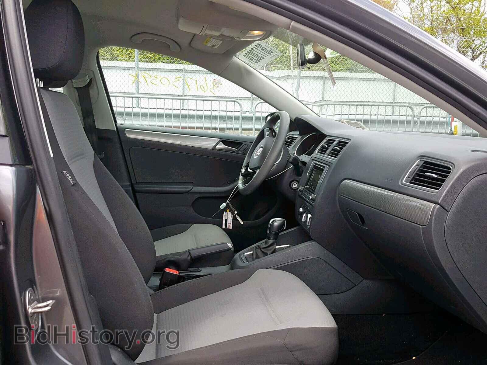 2017 VOLKSWAGEN JETTA - VIN: 3VW2B7AJ4HM301475 - Фото 5