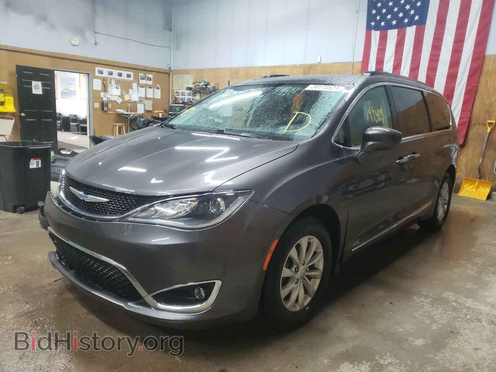 2017 CHRYSLER PACIFICA - VIN: 2C4RC1BGXHR564514 - Photo 2