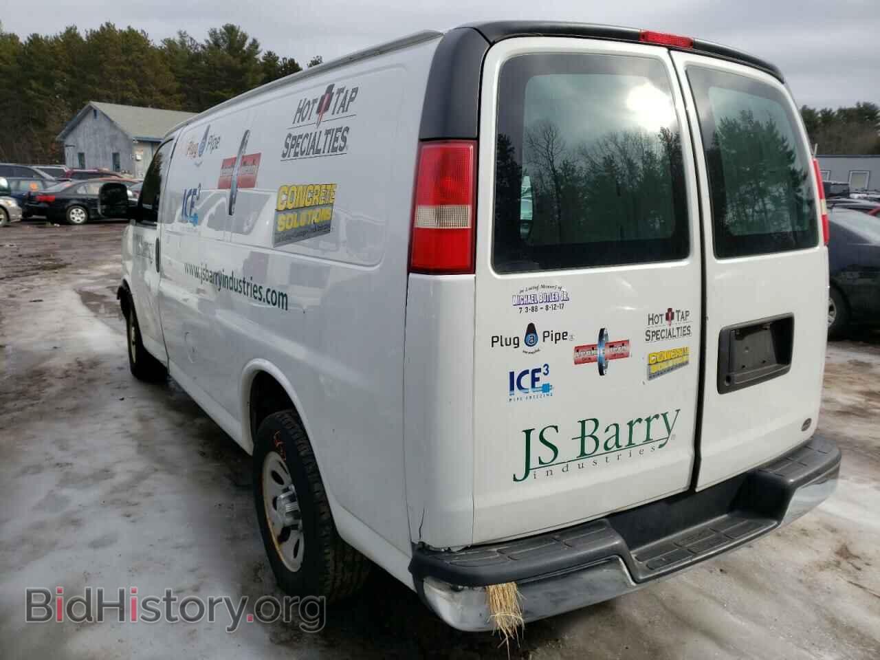 2011 CHEVROLET EXPRESS - VIN: 1GCSGAFX2B1106882 - Фото 3