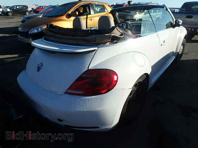 2014 VOLKSWAGEN BEETLE - VIN: 3VW5P7AT7EM801772 - Фото 4
