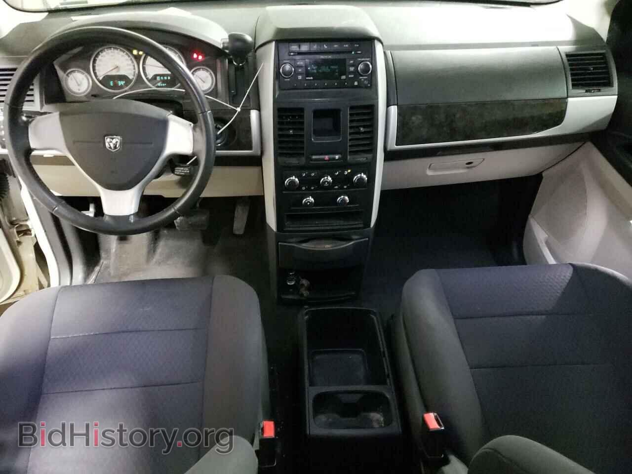 2010 DODGE CARAVAN - VIN: 2D4RN5D13AR475631 - Фото 8