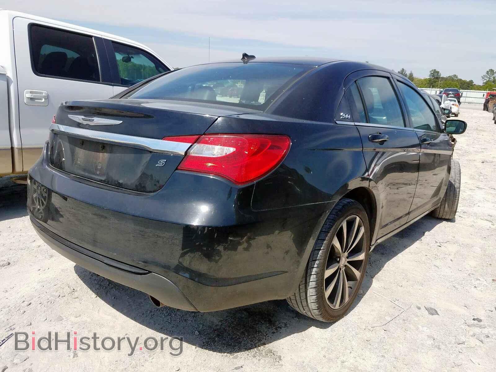 2011 CHRYSLER 200 - VIN: 1C3BC8FG7BN613049 - Фото 4