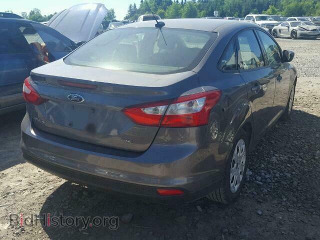 2012 Ford FOCUS (VIN 1FAHP3F28CL340188) — photo 4 of 10