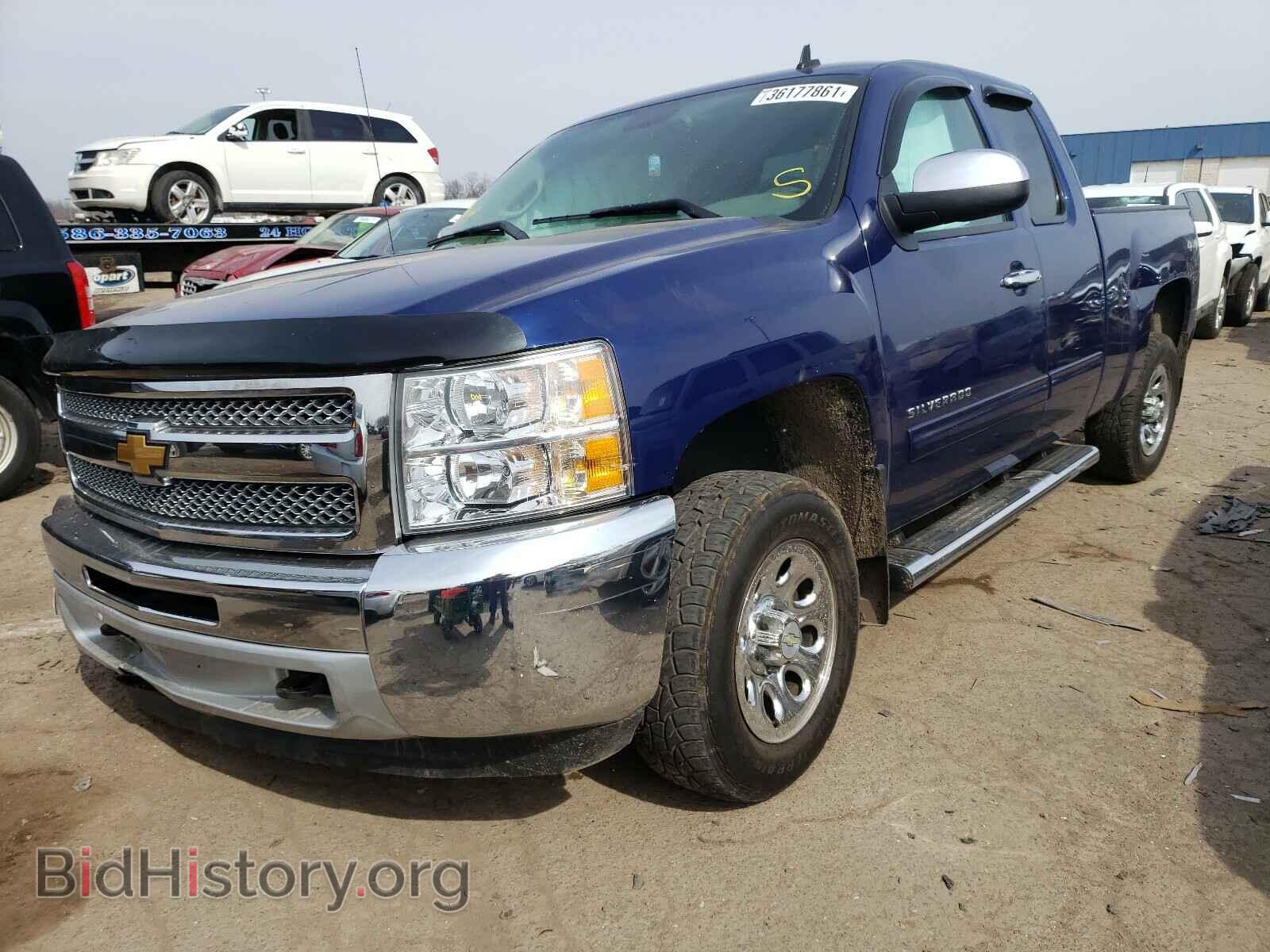 2013 CHEVROLET SILVERADO - VIN: 1GCRKREA2DZ140477 - Фото 2
