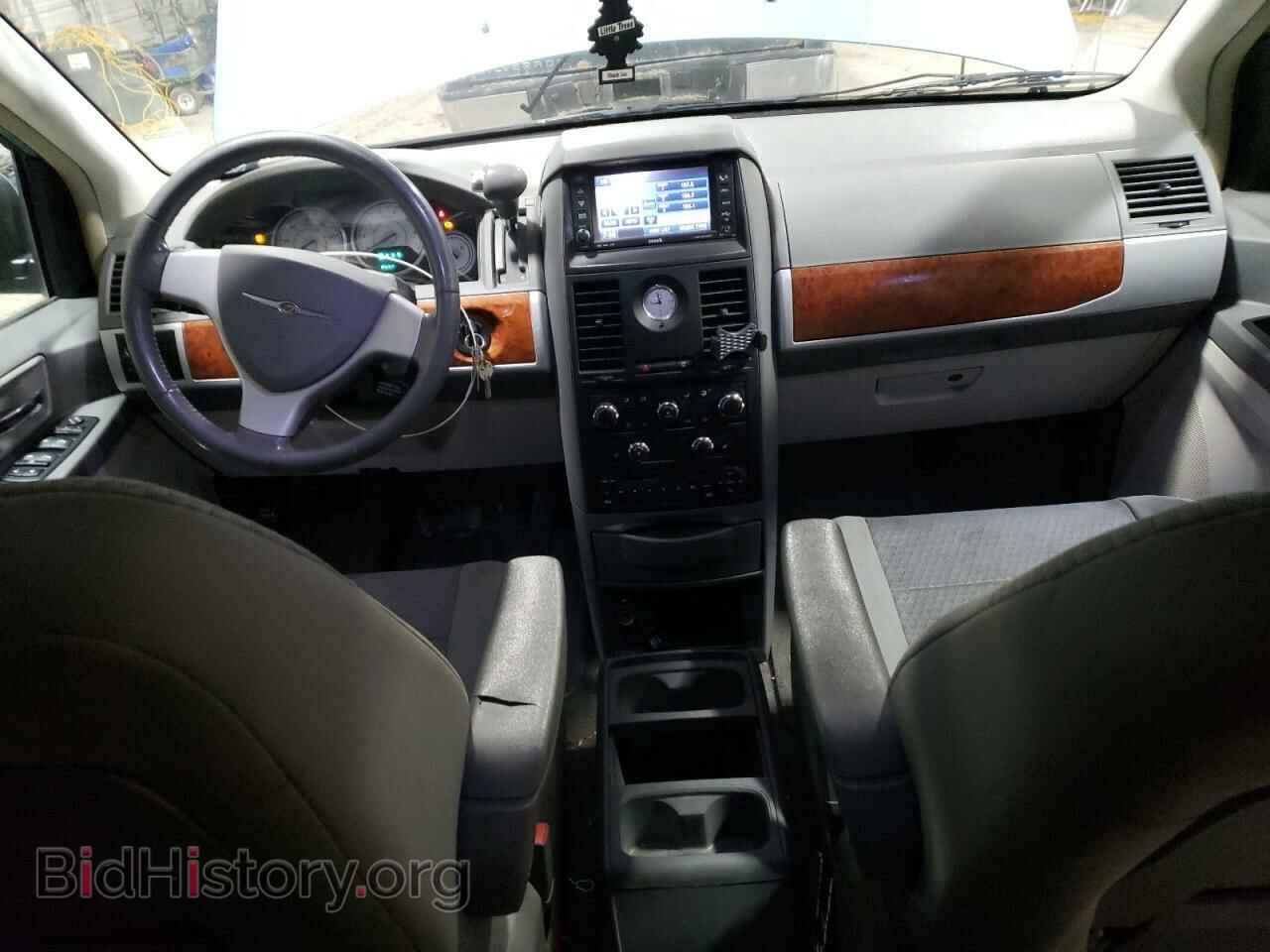 2008 CHRYSLER MINIVAN - VIN: 2A8HR54P48R648836 - Фото 8