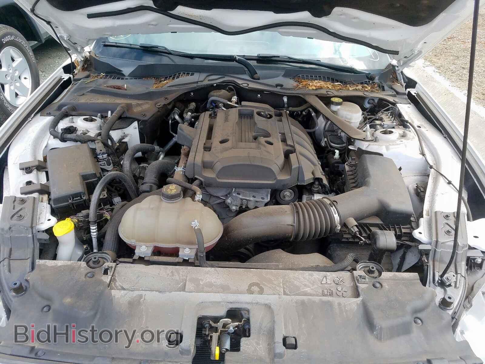 2018 FORD MUSTANG - VIN: 1FATP8UH0J5155181 - Фото 7