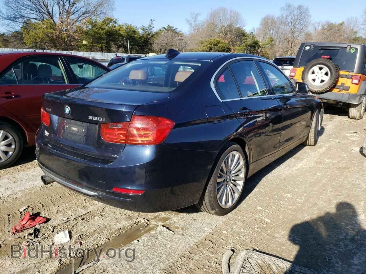 2013 BMW 3 SERIES - VIN: WBA3B3C51DF537184 - Фото 3