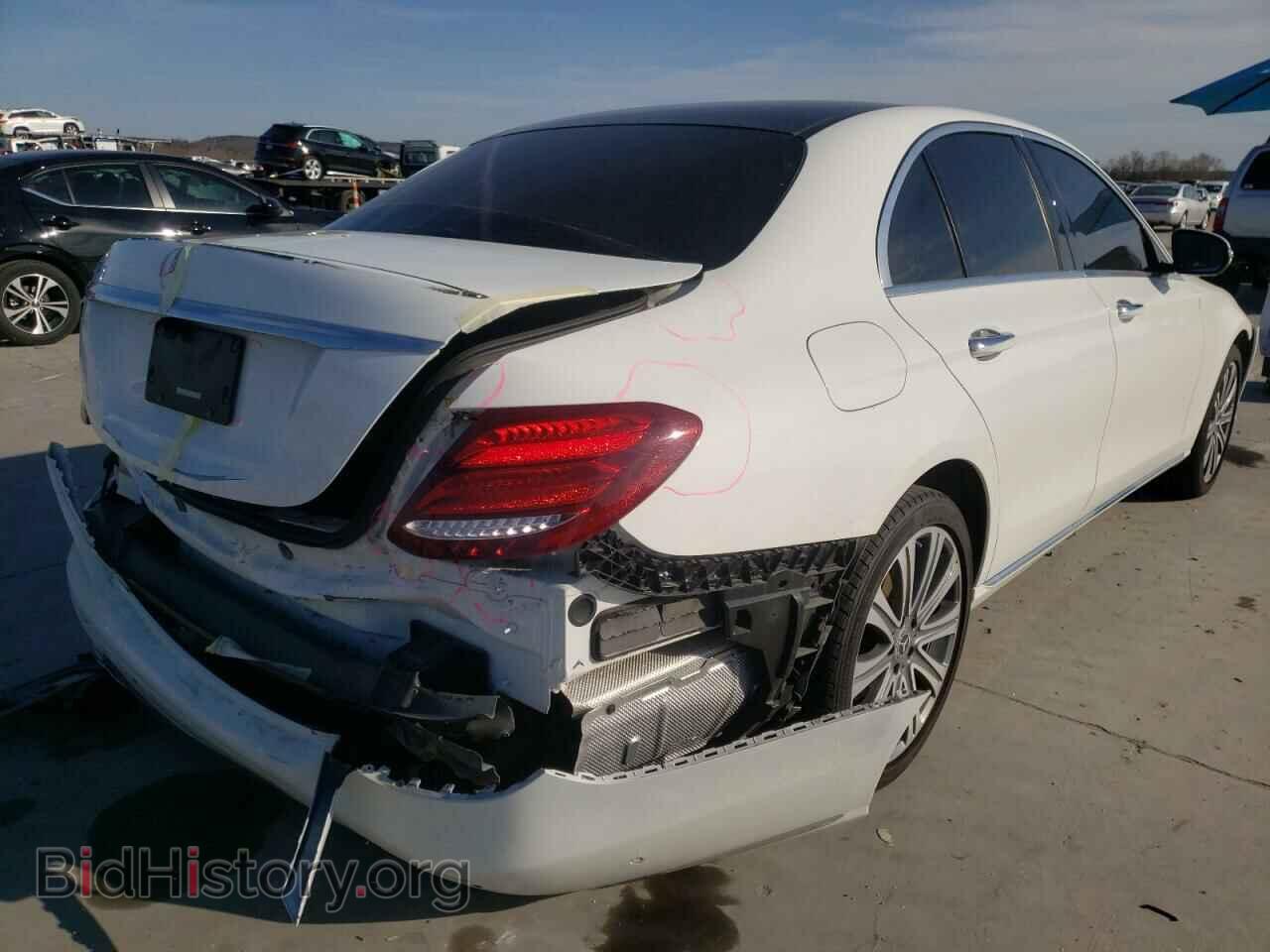 2019 MERCEDES-BENZ E-CLASS - VIN: WDDZF4JB4KA512117 - Фото 4