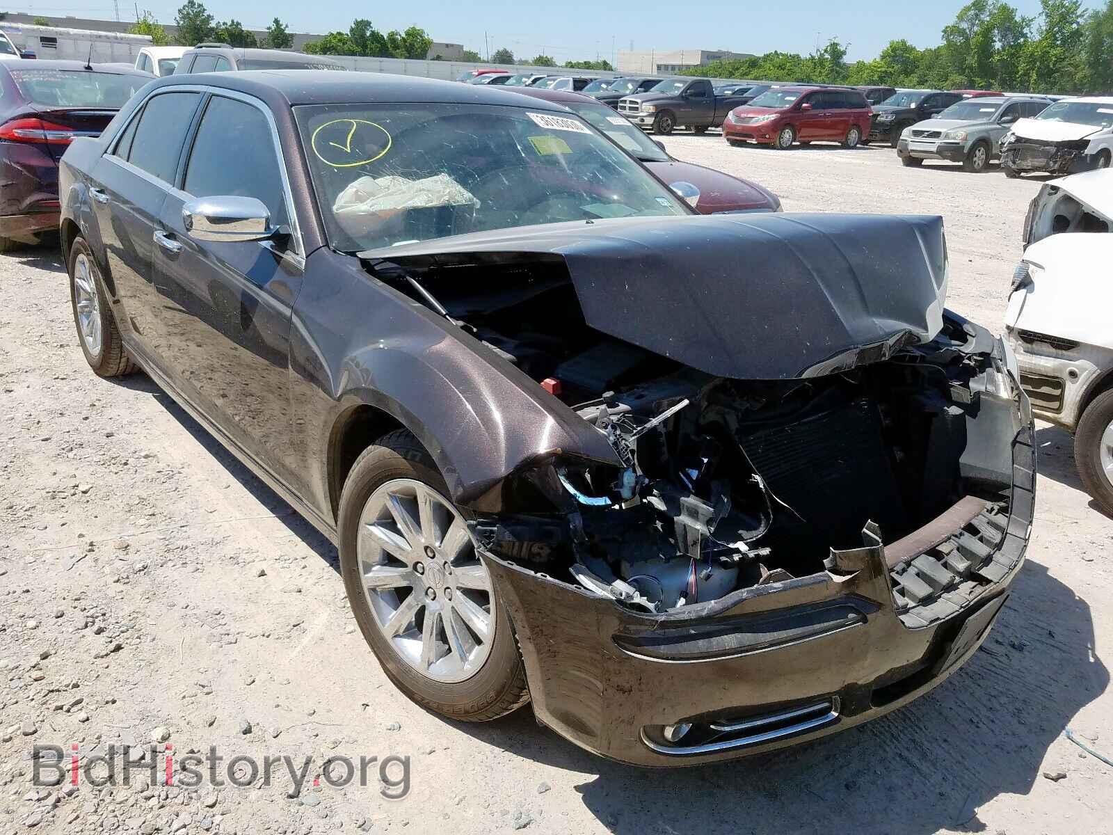 Фотография 2C3CCACG7CH175482 - CHRYSLER 300 2012