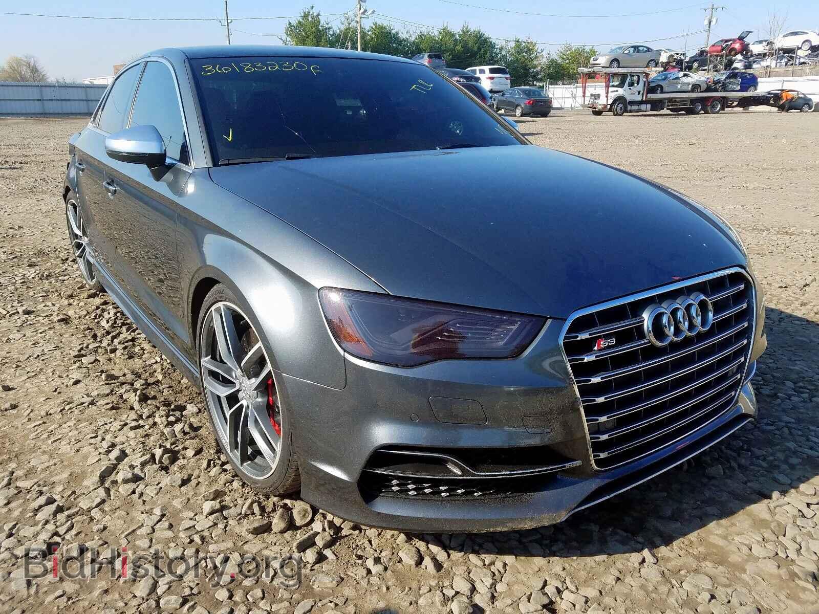 Фотография WAUBFGFF8F1057669 - AUDI S3 2015